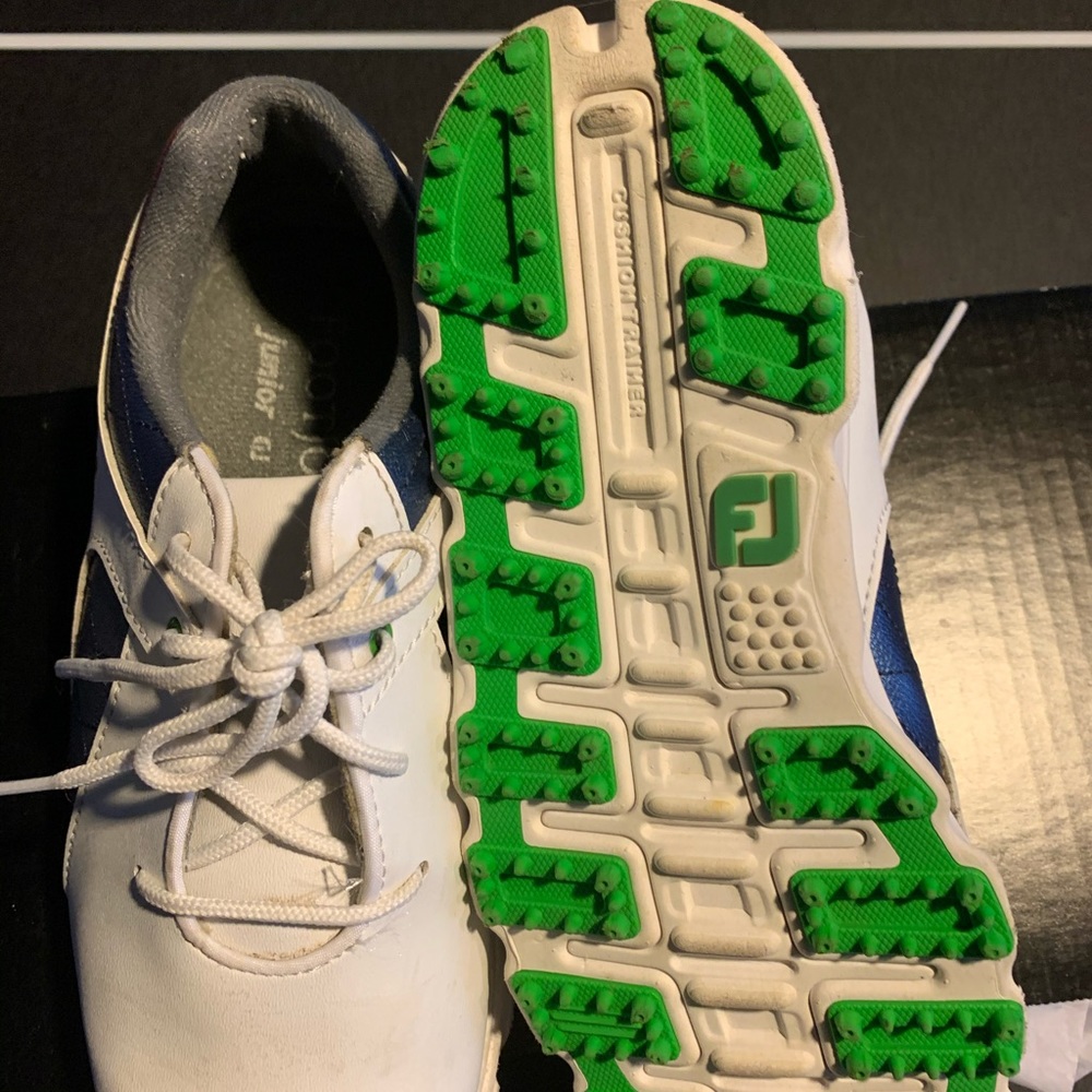 Boys golf shoes